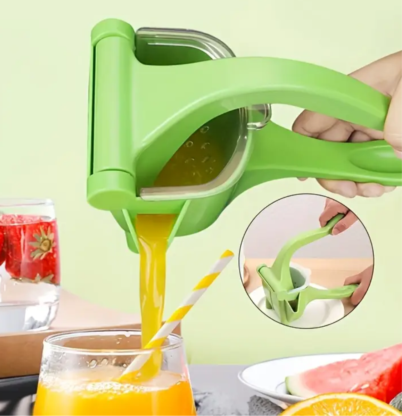 Exprimidor Manual de Frutas Cítricas - Portátil, Verde, con Mango Ergonómico para Limón y Naranja, Sin Necesidad de Electricidad, Ideal para Cocina Interior/Exterior y Camping, Herramienta Compacta, Construcción Robusta, Fácil de Usar, Material Duradero,